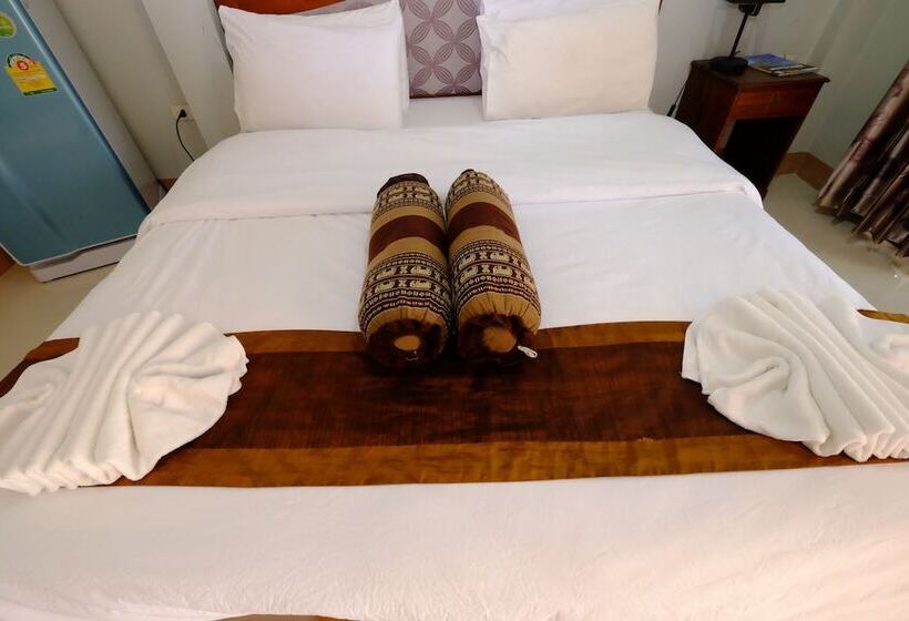 پانسیون Banmaihom