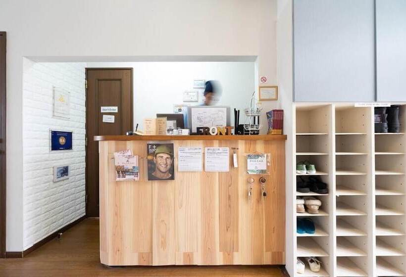 펜션 Beachside Inn Shirahama