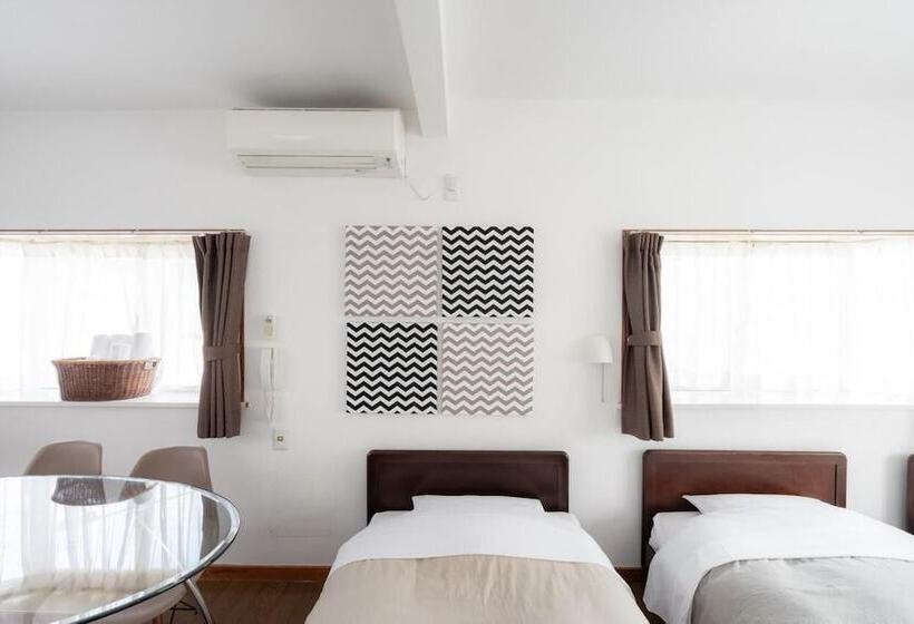 펜션 Beachside Inn Shirahama