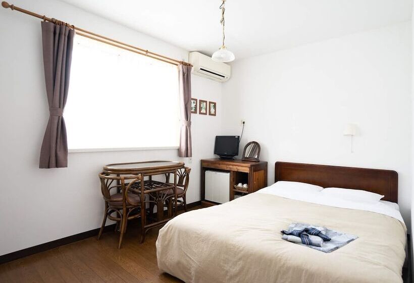 펜션 Beachside Inn Shirahama