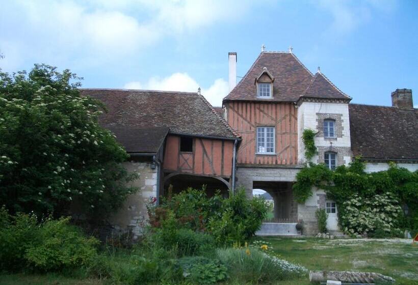 بنسيون Chateau Des Roises