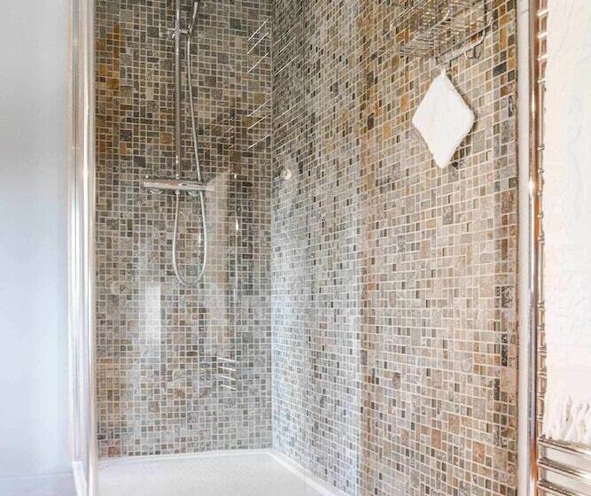 פנסיון Domaine De Roucayrols