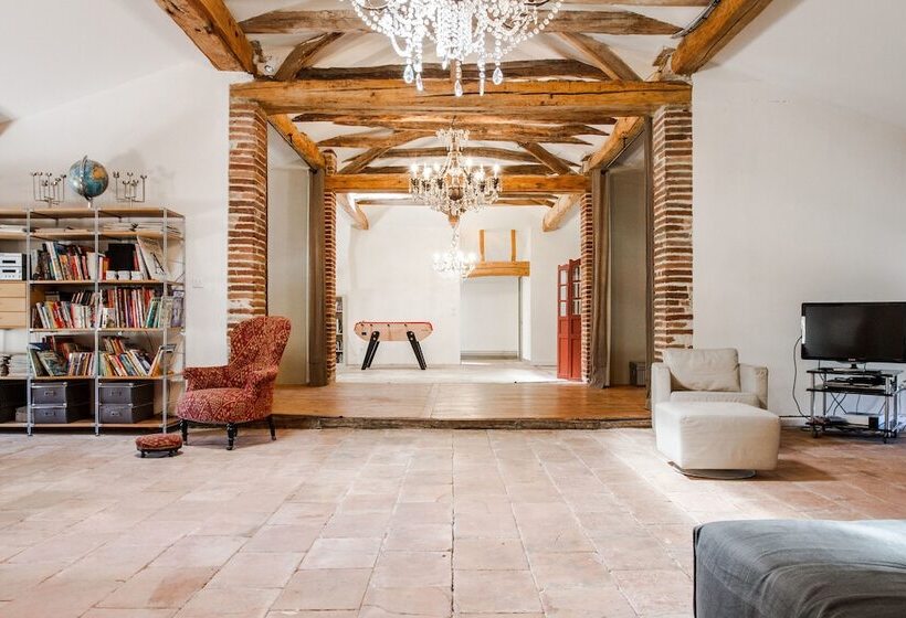 פנסיון Domaine De Roucayrols