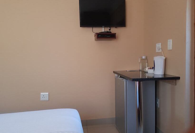 膳宿费 Ekuthuleni Guest House Vosloorus