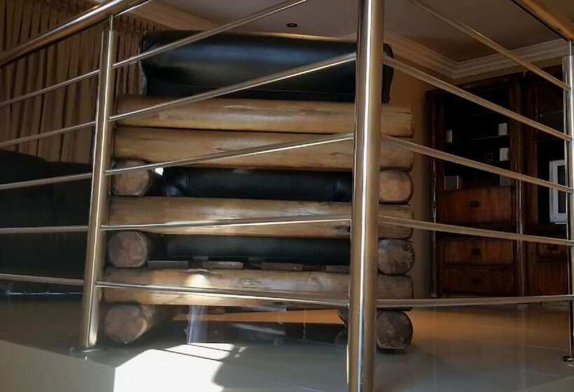 膳宿费 Ekuthuleni Guest House Vosloorus