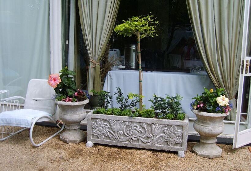 פנסיון Emerald Guest House Springs