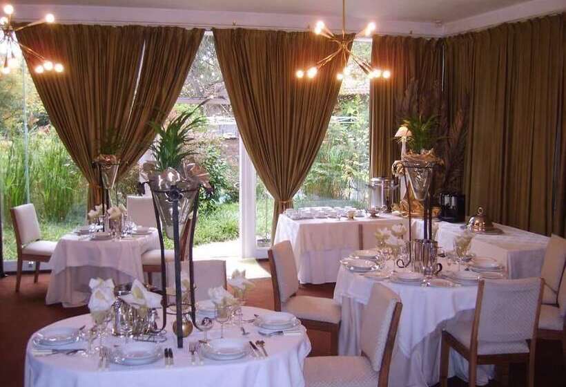 פנסיון Emerald Guest House Springs