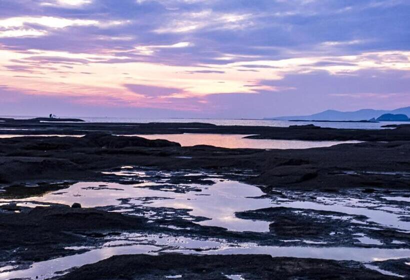 פנסיון Guest Cafe Kuchikumano