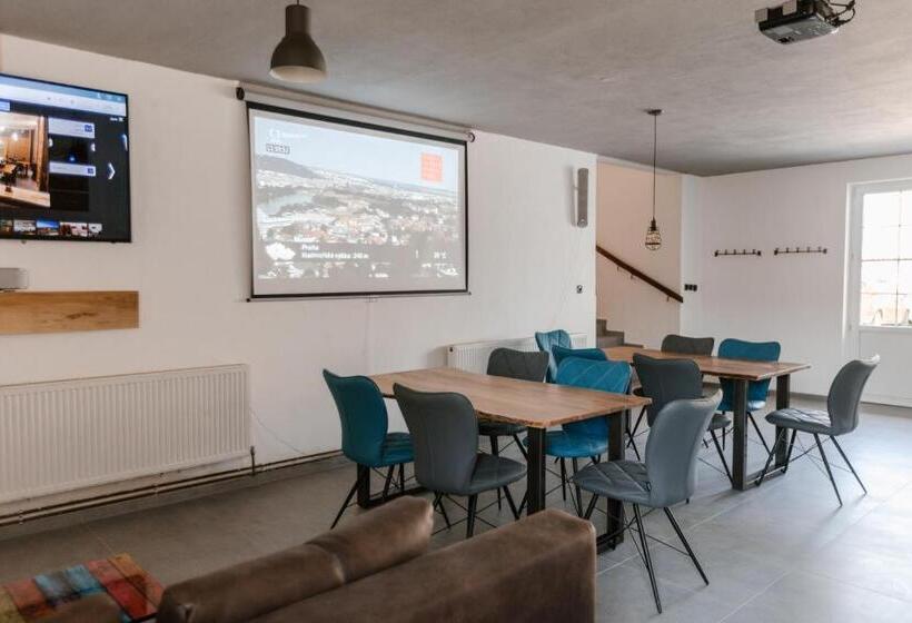 بنسيون Jez&spi Plánice