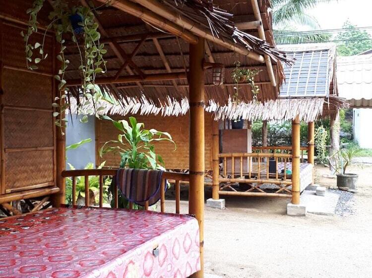 پانسیون Khanum Songpeenong