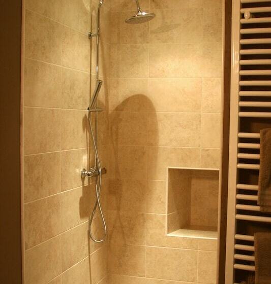 膳宿费 La Forcerie De Chatelais