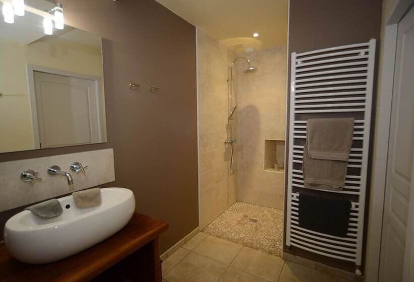 膳宿费 La Forcerie De Chatelais