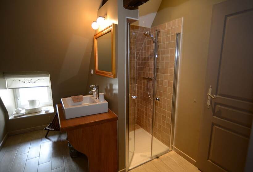 膳宿费 La Forcerie De Chatelais