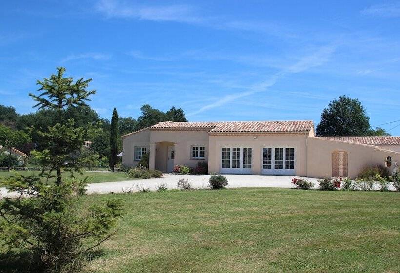 פנסיון La Premesquoise