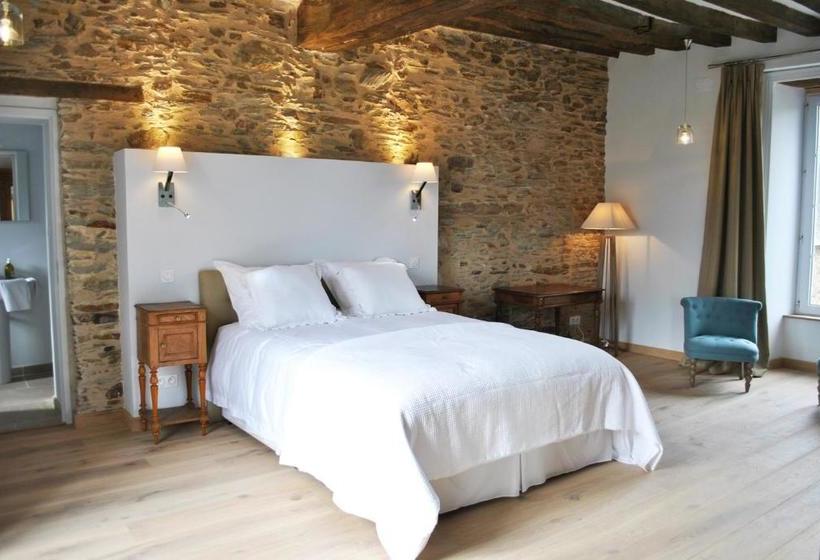 بنسيون Le Manoir De La Vieille Douve