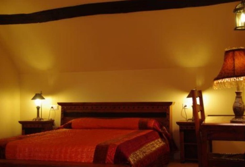 펜션 Le Relais De Nozieux