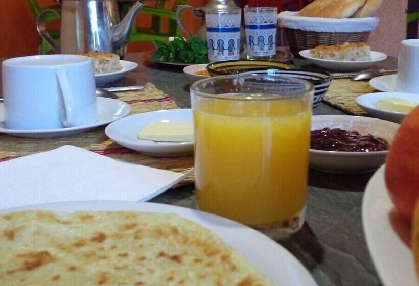 پانسیون Les Tajines Bleus