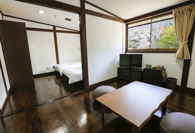 פנסיון Minobushizennosato