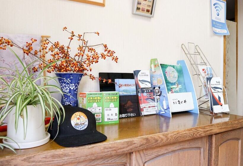 بنسيون Minshuku Kamenoi