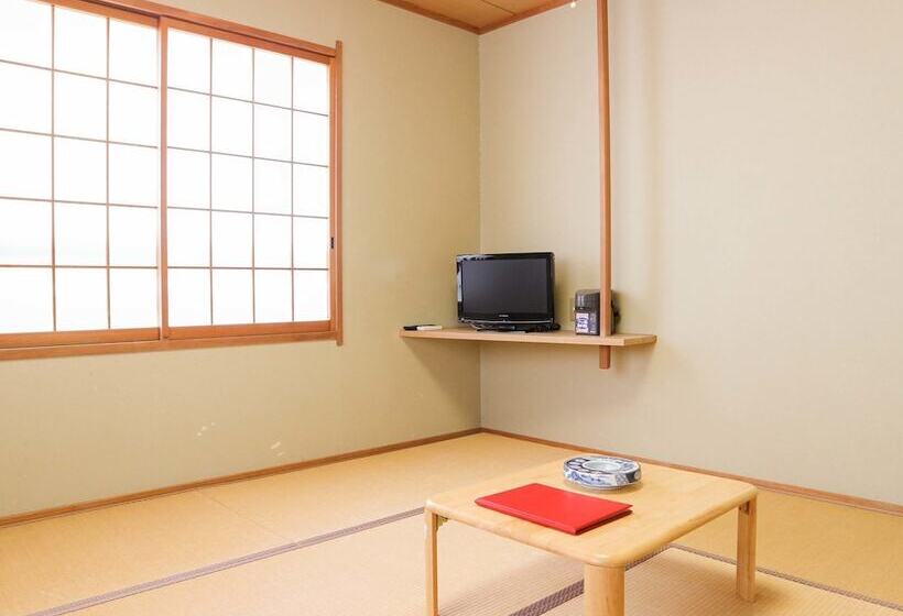 بنسيون Minshuku Kamenoi