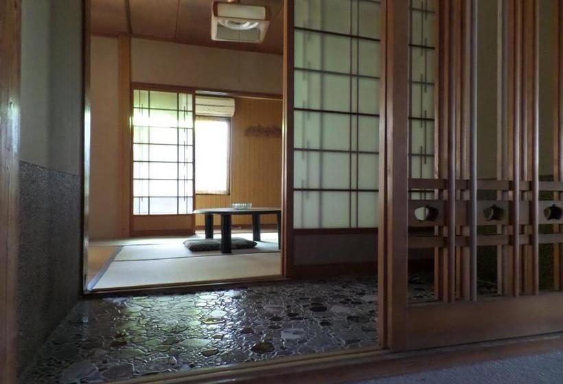 بنسيون Naru.guest House