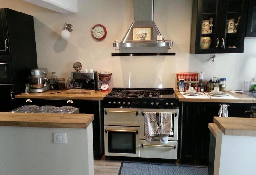 بنسيون Relais St Jacques   Roanne