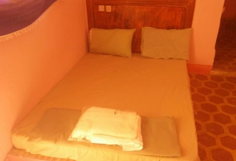 بنسيون Riad Tinfou