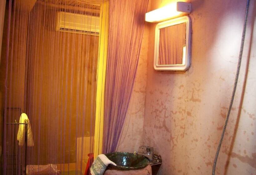 بنسيون Riad Tinfou