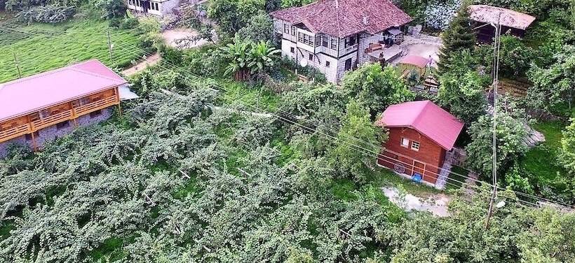 ペンション Satiroglu Konagi