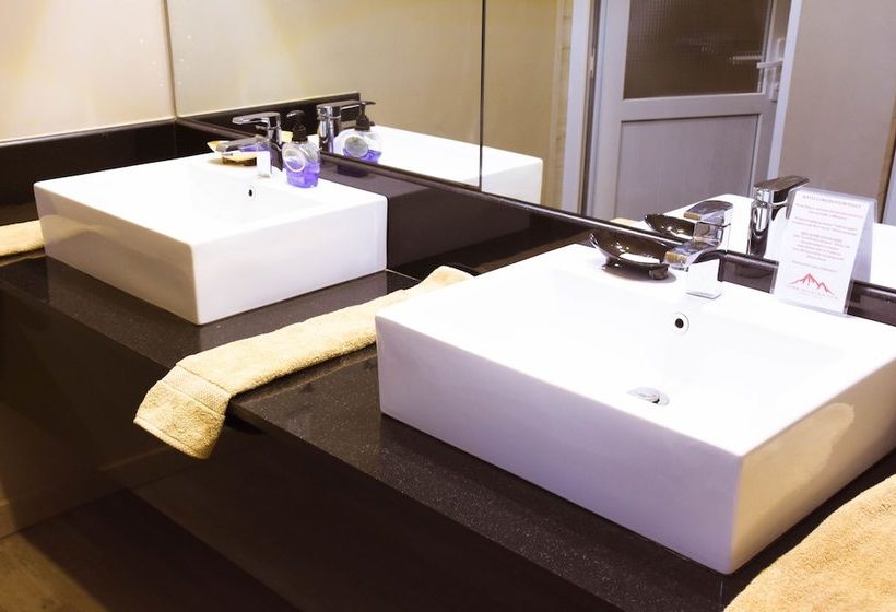 Пансион Stemm Mountain Retreat Center