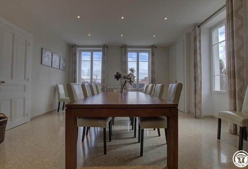 פנסיון Villa La Maternite