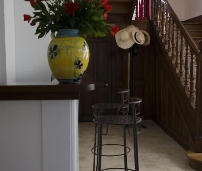 פנסיון Villa La Maternite