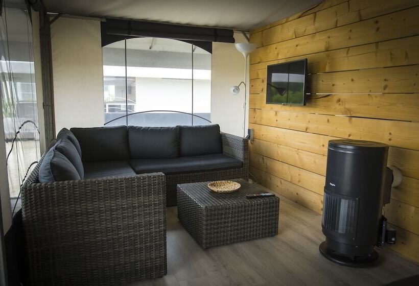 استراحتگاه Holiday Park Duinhoeve