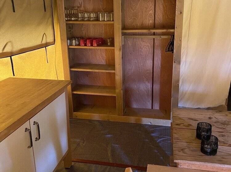 استراحتگاه Holiday Park Duinhoeve