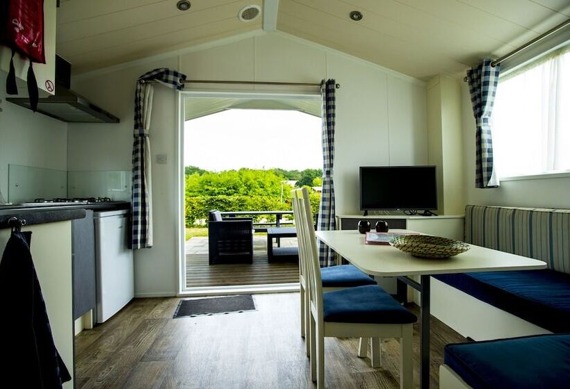 استراحتگاه Holiday Park Duinhoeve