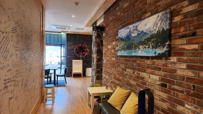 리조트 Nine Valley Park