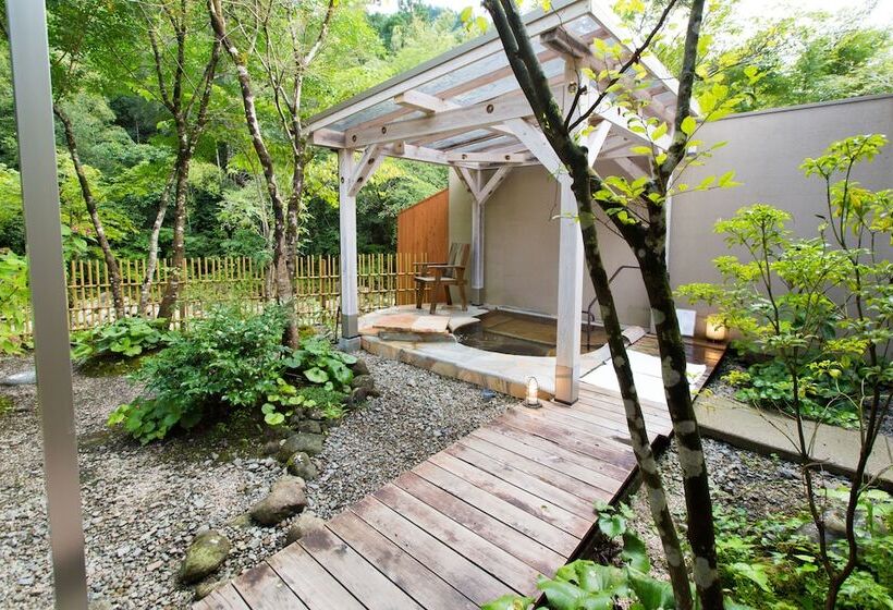 ريوكان Nemunohana