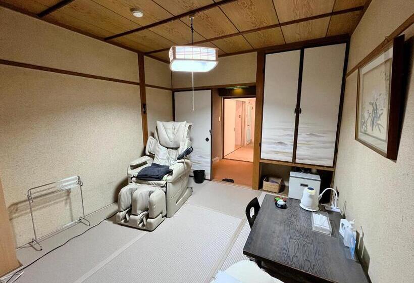 Shiroyama Ryokan