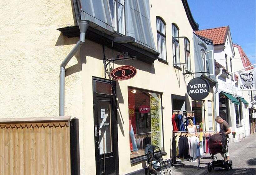 هاستل Adelsgatan Bed & Breakfast