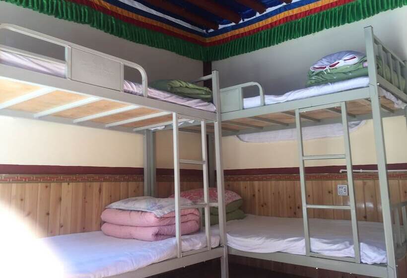 Yangkor Tibetan Homestay   Hostel