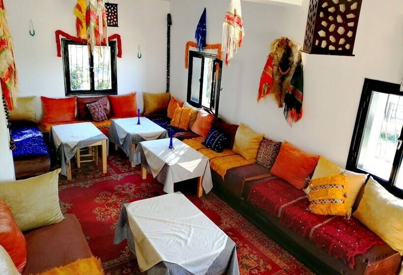 هاستل Tamanoucht Auberge