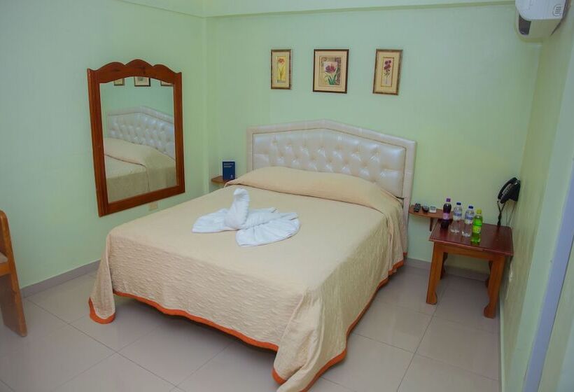 Aparta Hotel Don Olivo