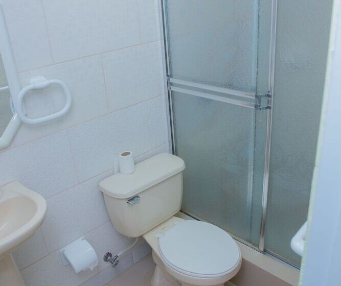 Aparta Hotel Don Olivo