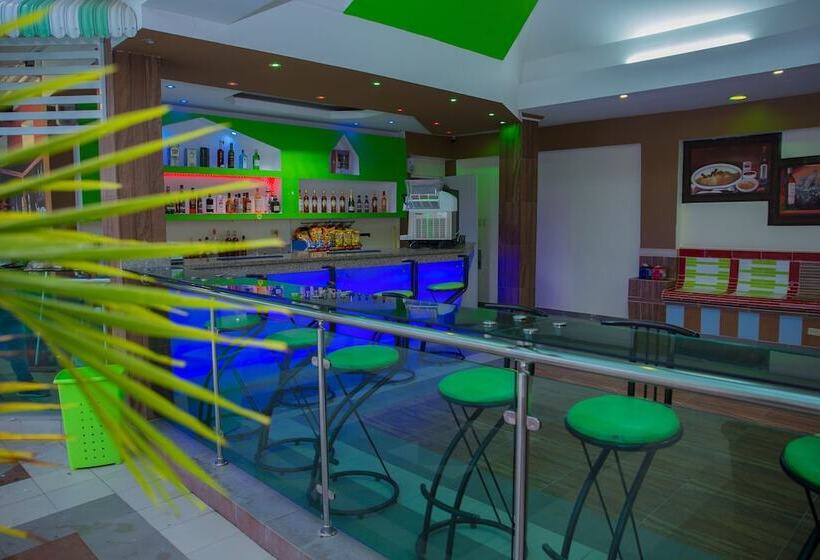 Aparta Hotel Don Olivo