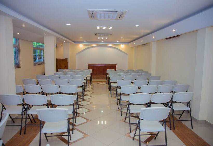 Aparta Hotel Don Olivo