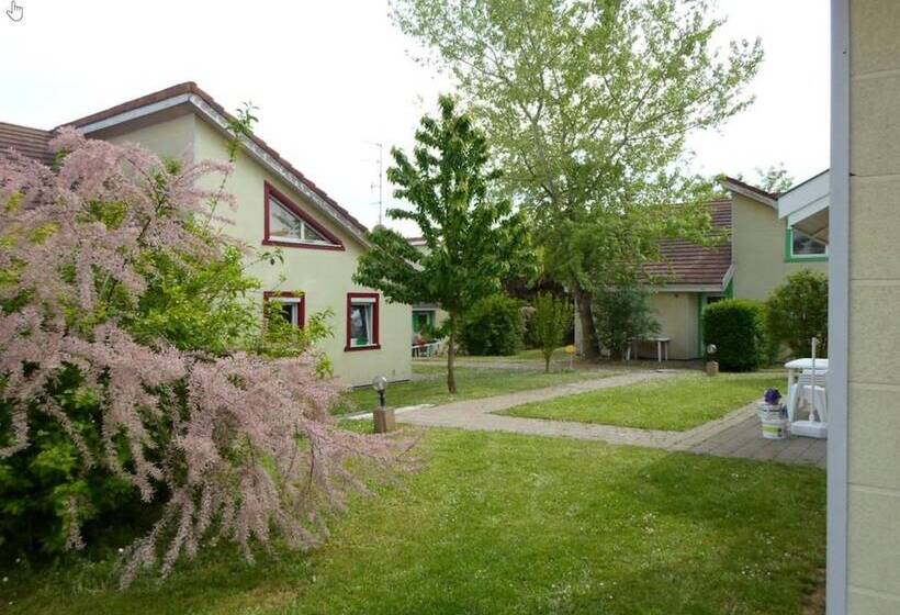 Appart Hotel Les Acacias