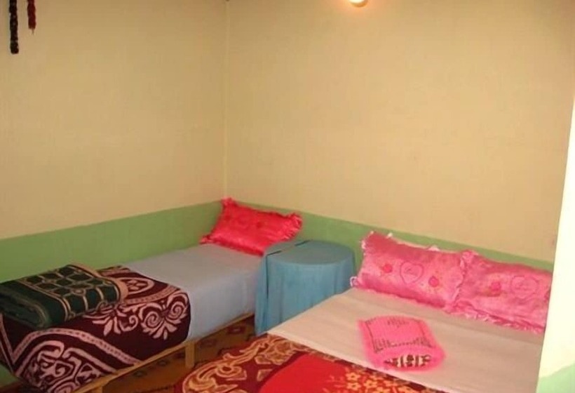 تختخواب و صبحانه Auberge Isabel