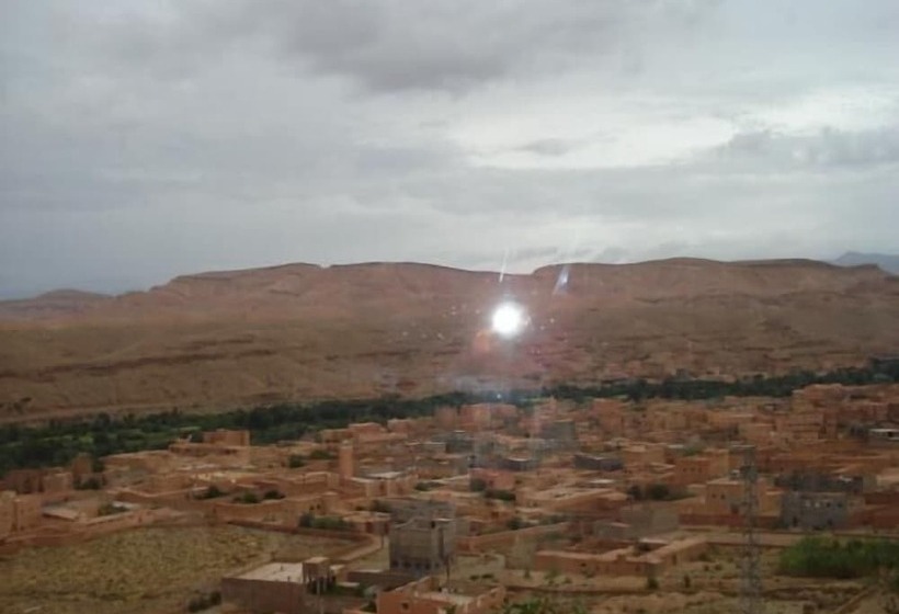 تختخواب و صبحانه Auberge Isabel