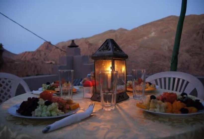 تختخواب و صبحانه Auberge Isabel