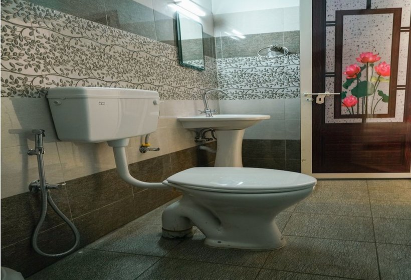 住宿加早餐 Cardamam County By Oyo Rooms